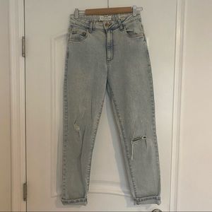 Cotton On Rip Knee Stretch Mom Jeans